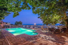 Villa Dahlia